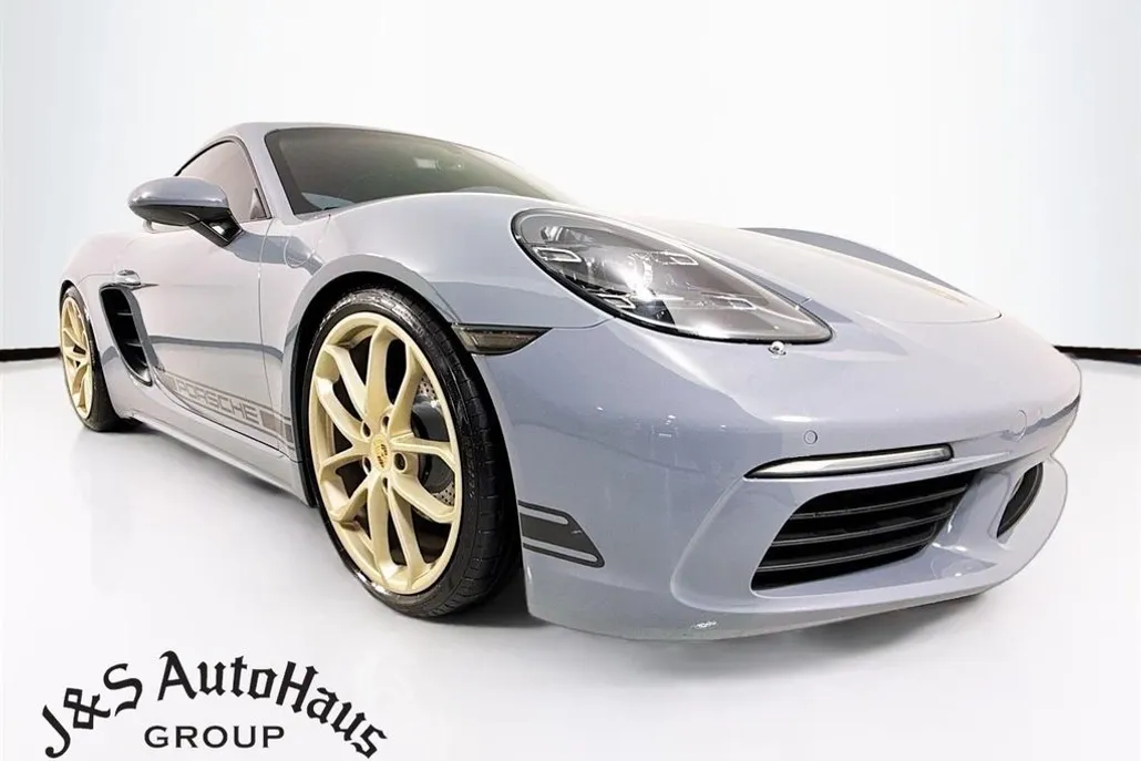 2024 Porsche Cayman Base photo 1
