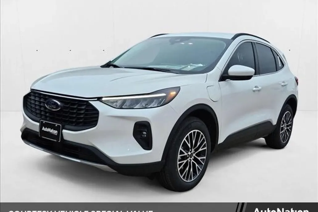 2025 Ford Escape photo 1
