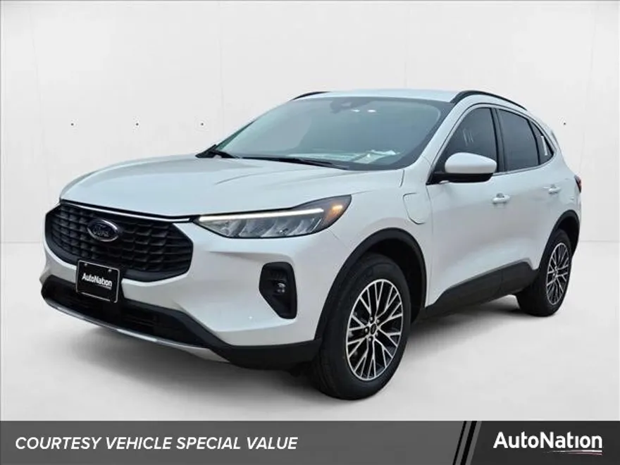 2025 Ford Escape photo 1