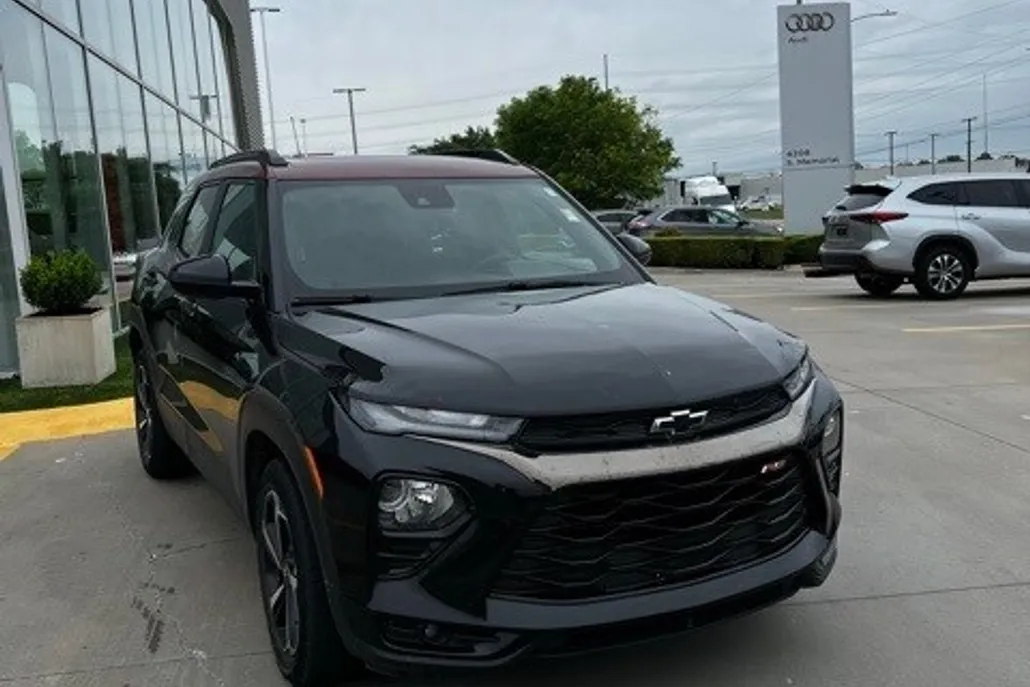 2023 Chevrolet Trailblazer RS photo 1