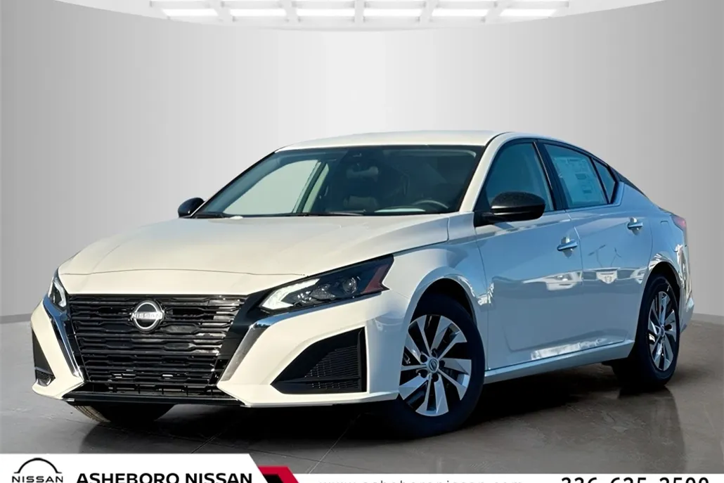 2025 Nissan Altima S photo 1