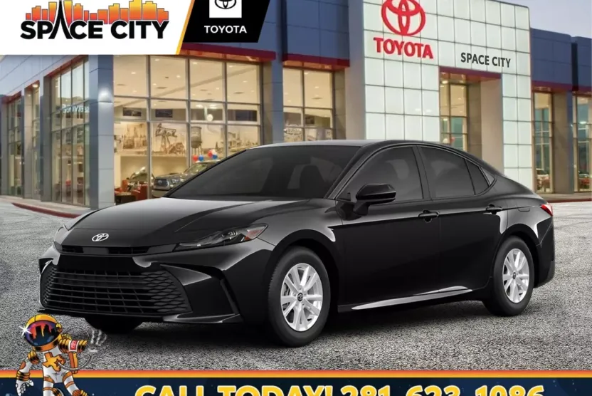 2026 Toyota Camry LE photo 1