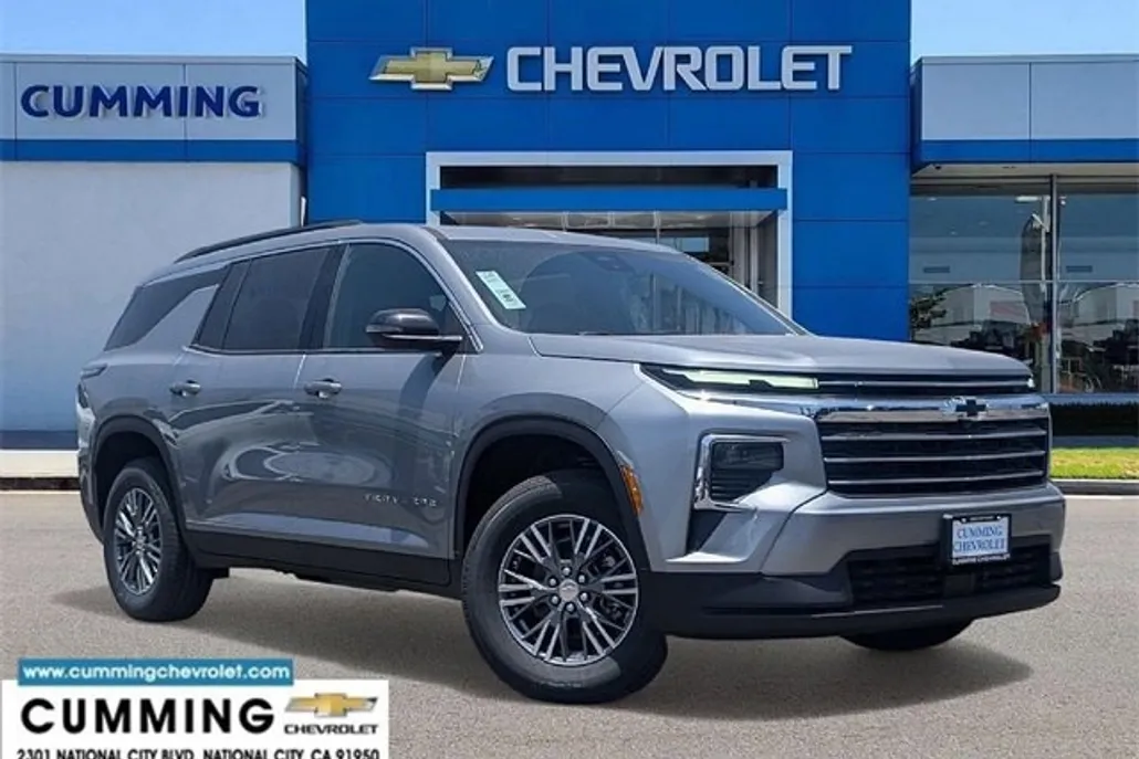 2025 Chevrolet Traverse photo 1