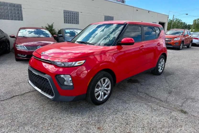 2021 Kia Soul LX photo 1