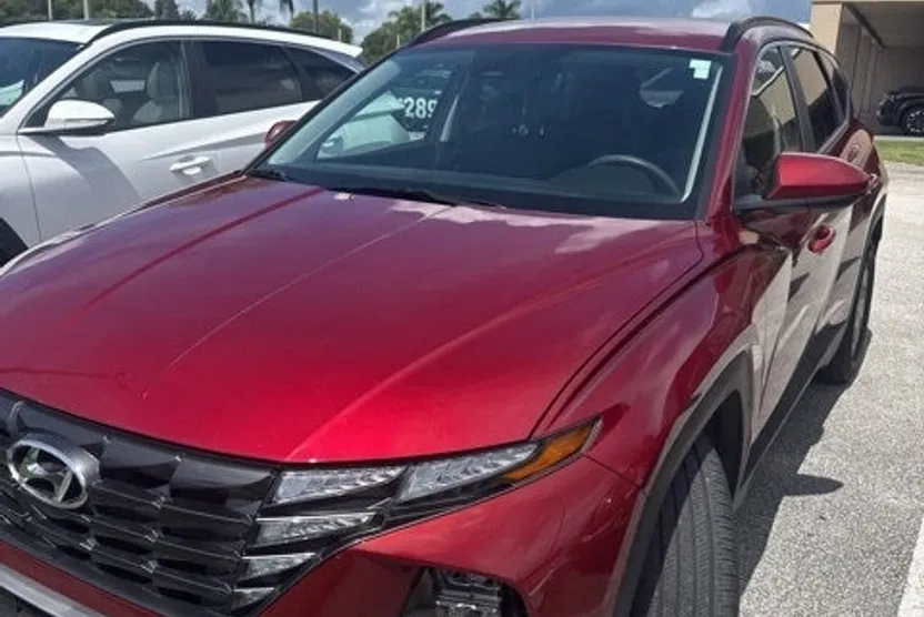 2024 Hyundai Tucson SEL photo 1
