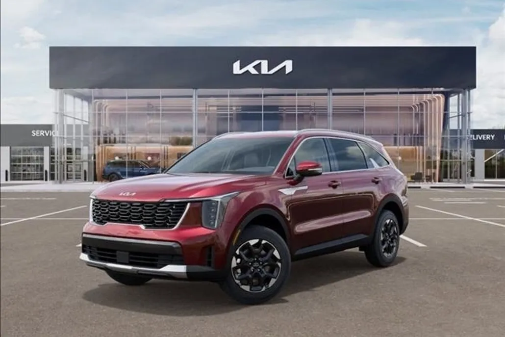 2025 Kia Sorento S photo 1