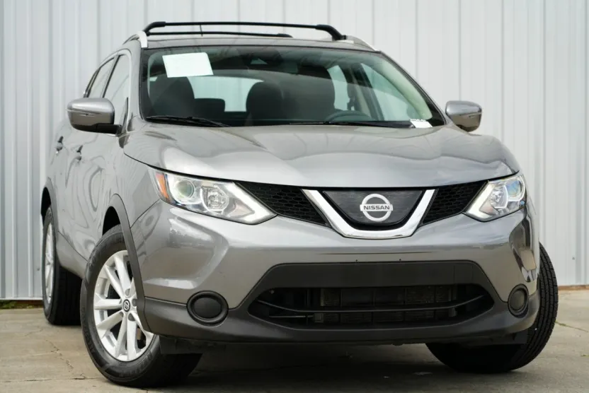 2019 Nissan Rogue Sport SV photo 1
