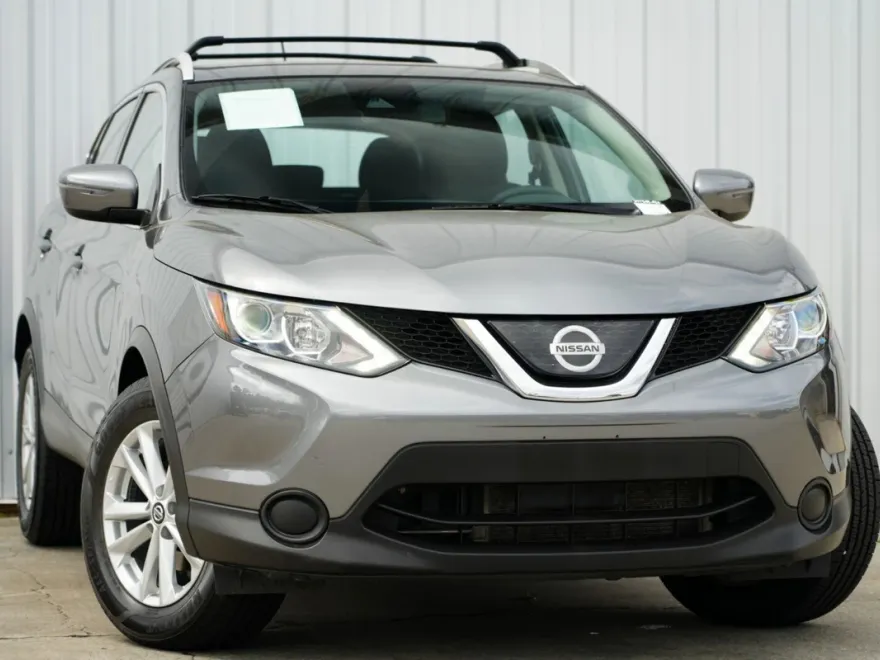 2019 Nissan Rogue Sport SV photo 1