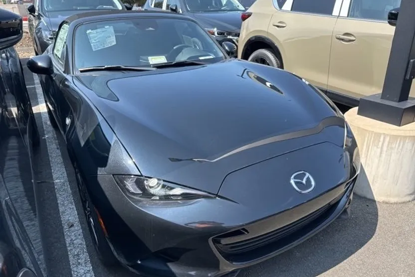 2025 Mazda MX-5 Miata Miata Grand Touring photo 1