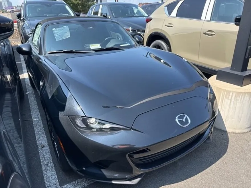 2025 Mazda MX-5 Miata Miata Grand Touring photo 1