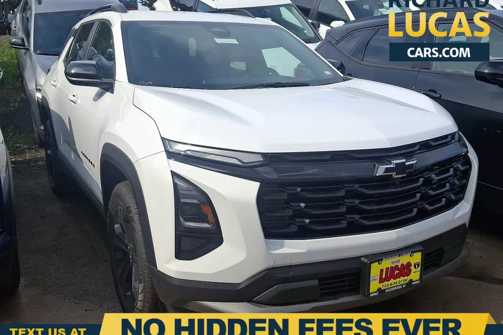 2026 Chevrolet Equinox LT photo 1