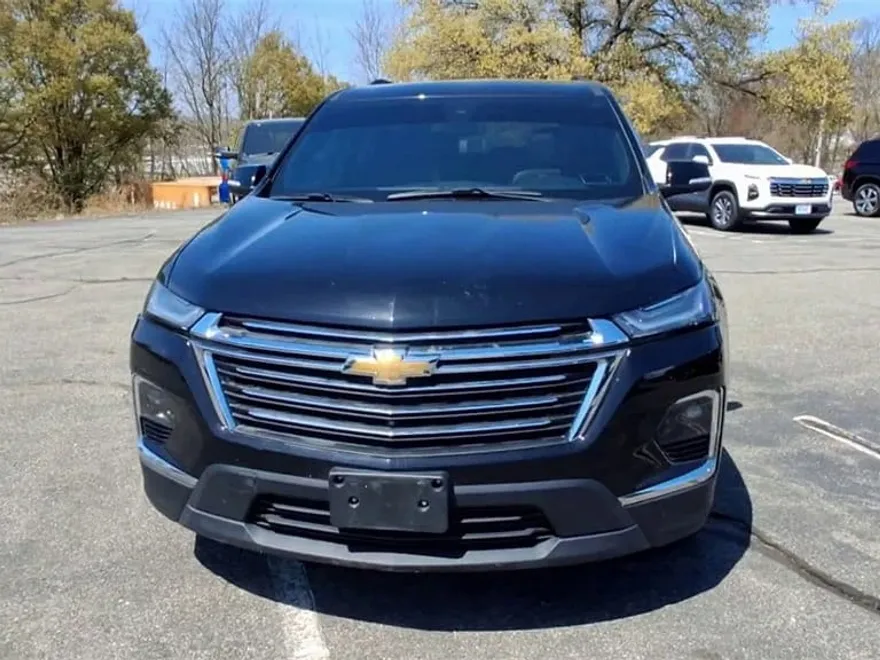 2022 Chevrolet Traverse Leather photo 1