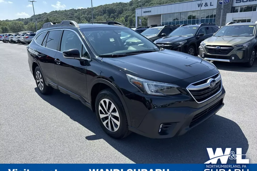 2020 Subaru Outback Premium photo 1