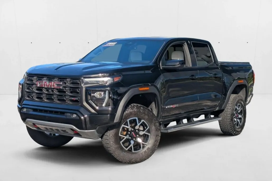 2024 Gmc Canyon AT4X photo 1