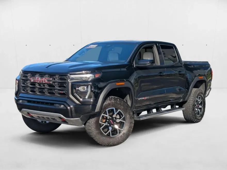 2024 Gmc Canyon AT4X photo 1
