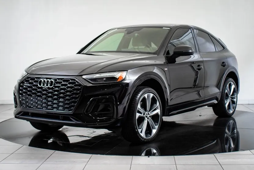 2023 Audi Q5 45 S line Premium Plus photo 1