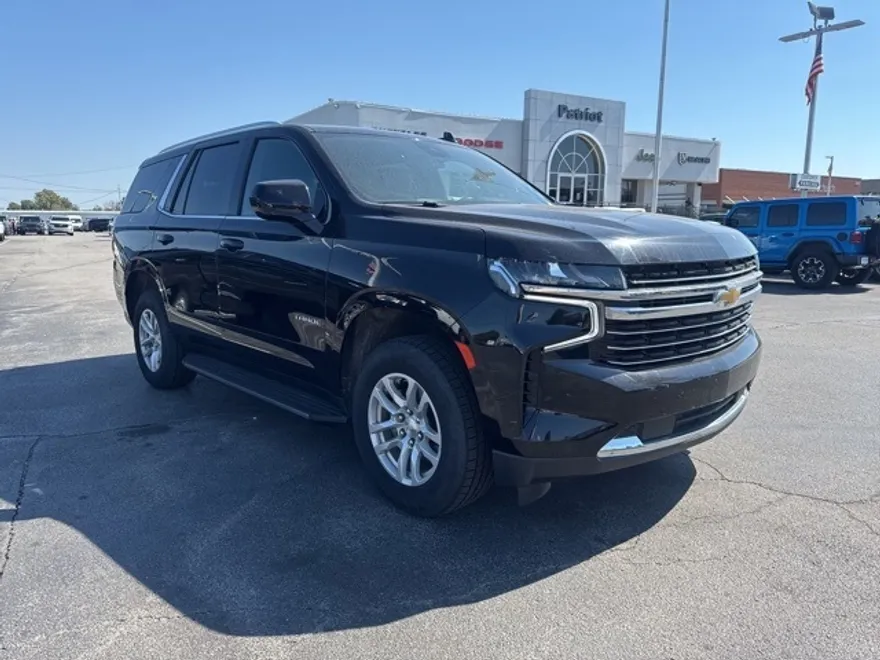 2023 Chevrolet Tahoe LT photo 1