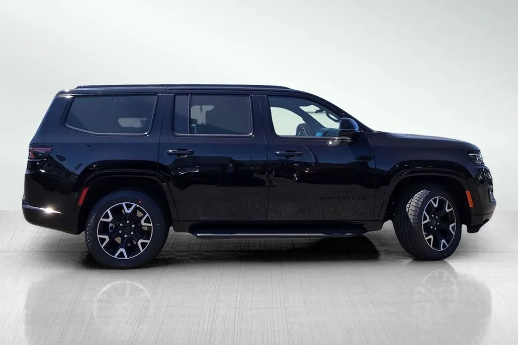2025 Jeep Wagoneer Series II Overland photo 1