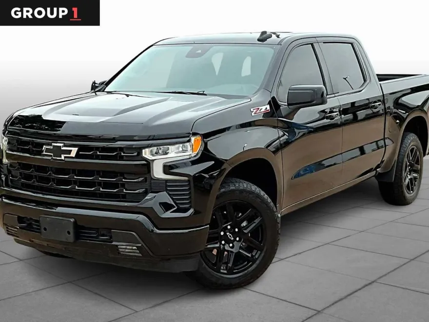 2024 Chevrolet Silverado 1500 RST photo 1