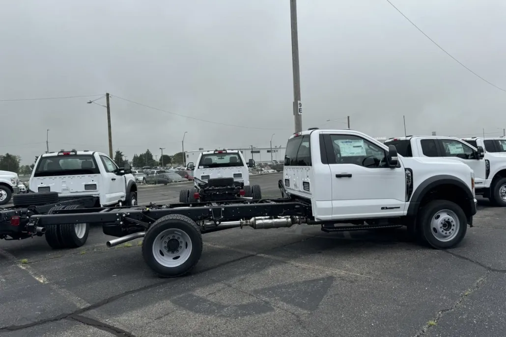 2024 Ford F-550 XL photo 1