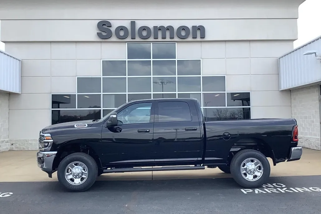 2025 Ram 2500 Tradesman photo 1