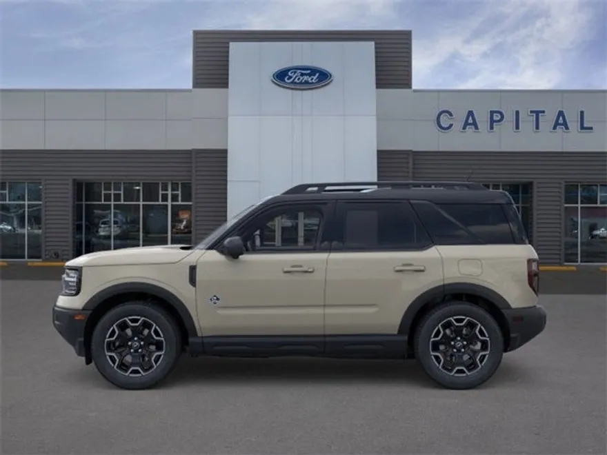2025 Ford Bronco Sport Outer Banks photo 1