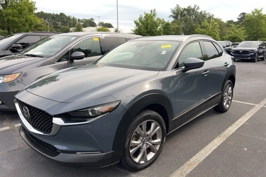 2020 Mazda CX-30 Premium photo 1