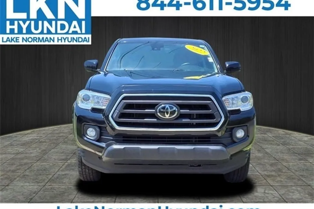 2022 Toyota Tacoma SR5 V6 photo 1