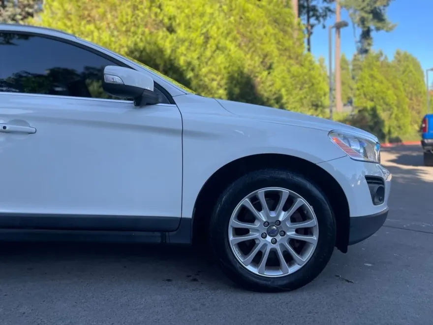2010 Volvo XC60 T6 photo 1