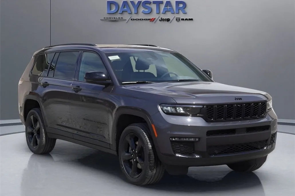 2025 Jeep Grand Cherokee Limited photo 1