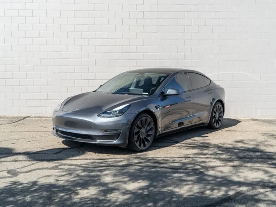 2023 Tesla Model 3 Performance photo 1