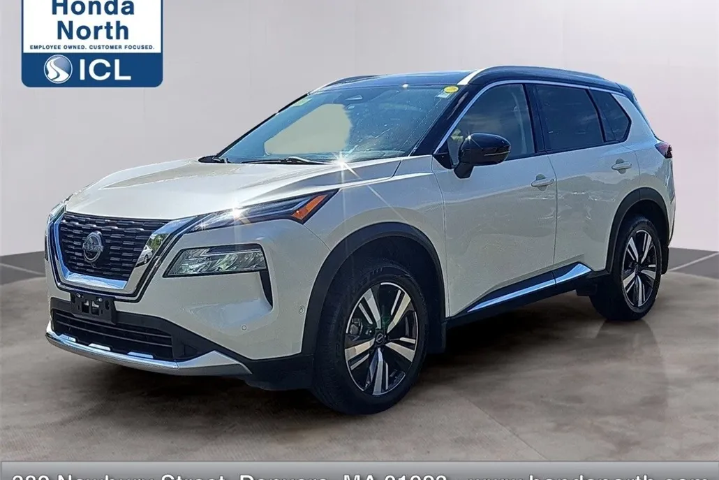 2023 Nissan Rogue Platinum photo 1