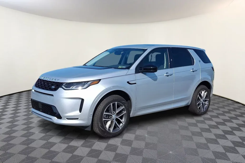 2025 Land Rover Discovery Sport S photo 1