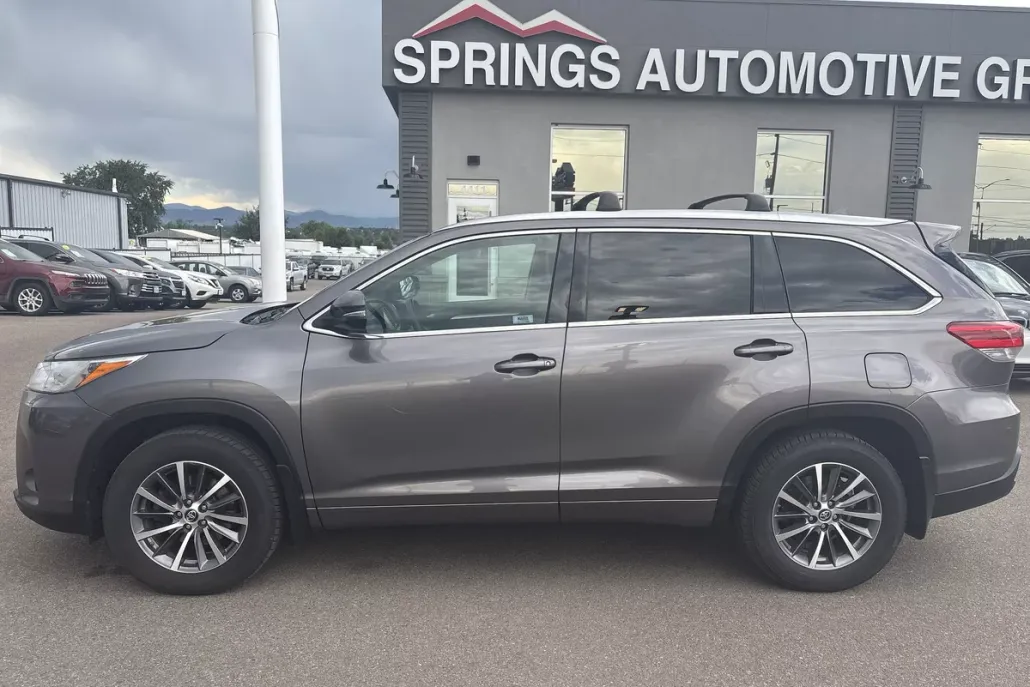2018 Toyota Highlander XLE photo 1