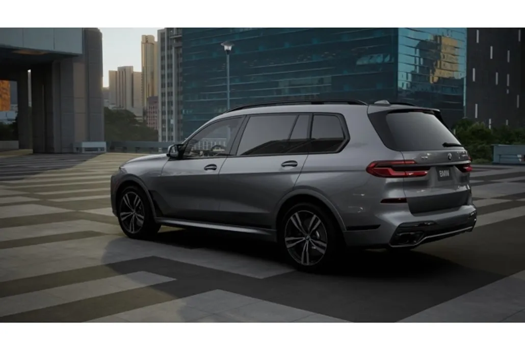 2025 Bmw X7 M60i photo 1