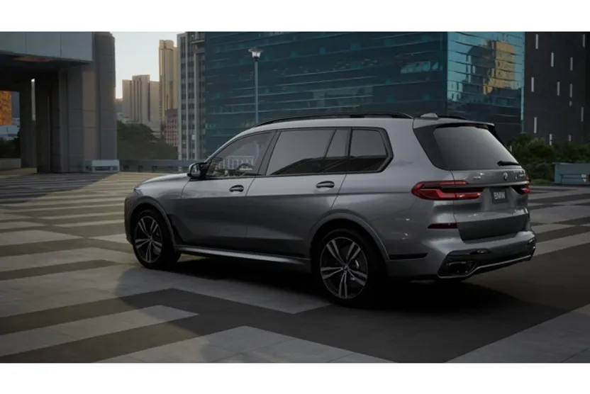 2025 Bmw X7 M60i photo 1