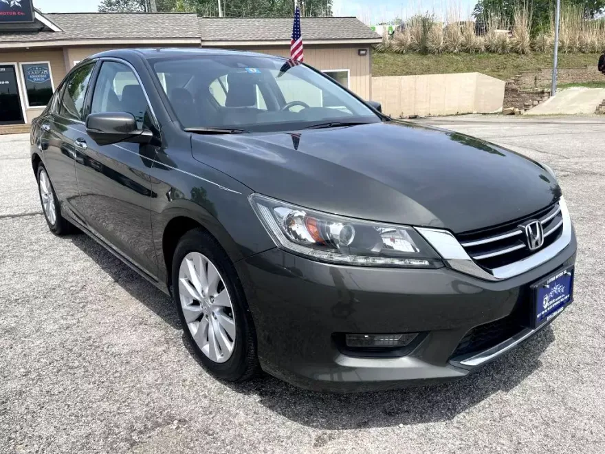 2015 Honda Accord EX-L photo 1