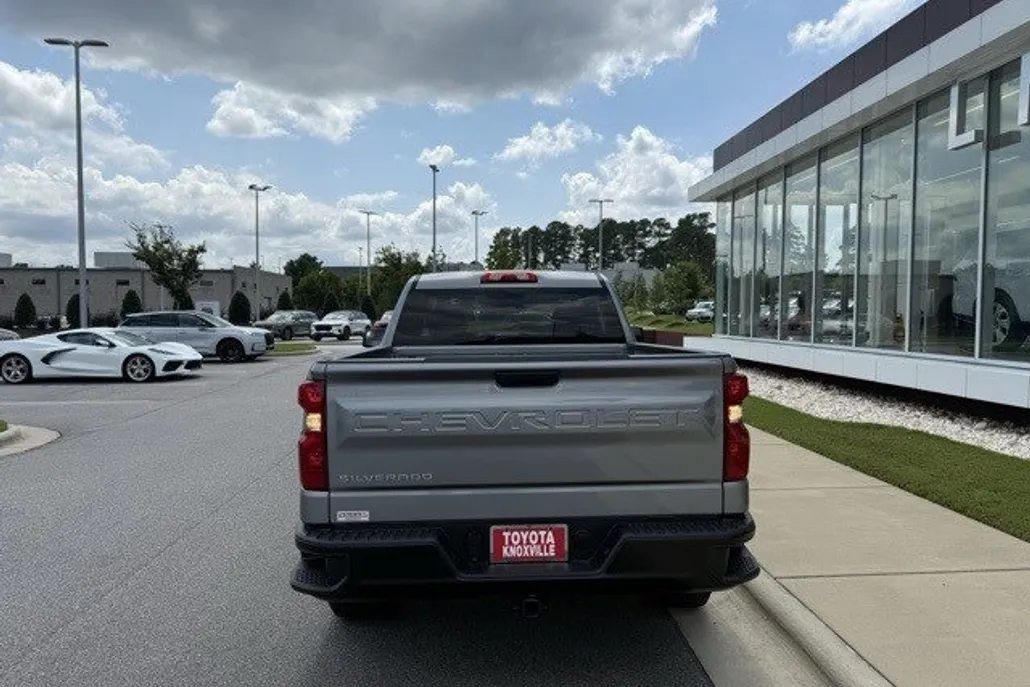 2024 Chevrolet Silverado 1500 Work Truck photo 1