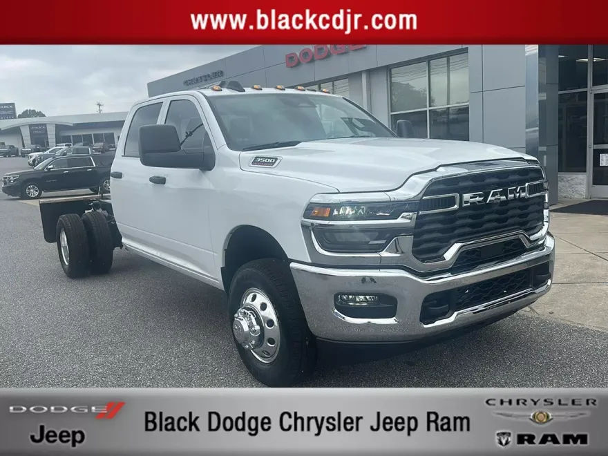 2026 Ram 3500 Tradesman photo 1