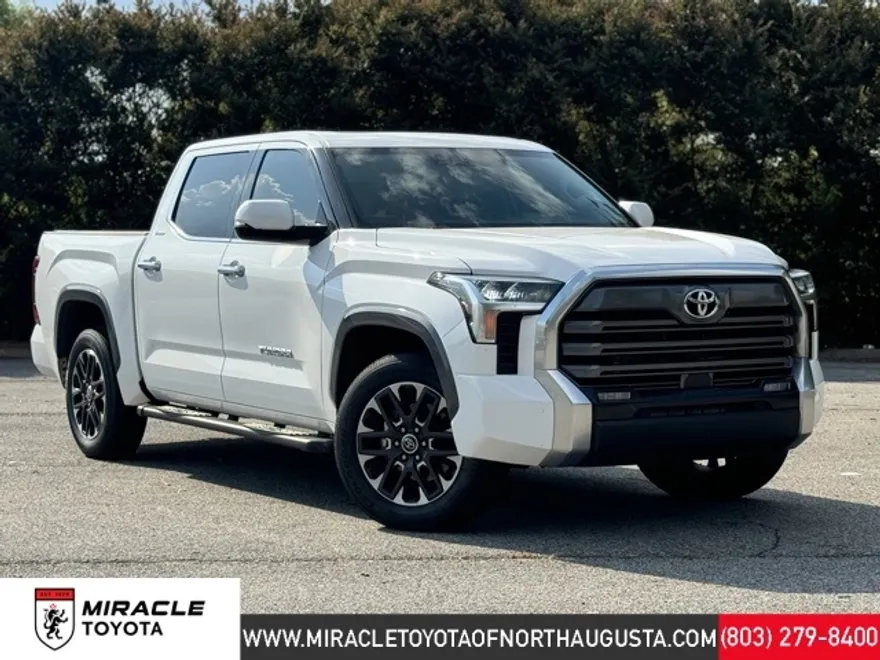 2023 Toyota Tundra Limited photo 1