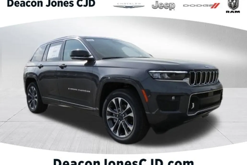 2025 Jeep Grand Cherokee Overland photo 1