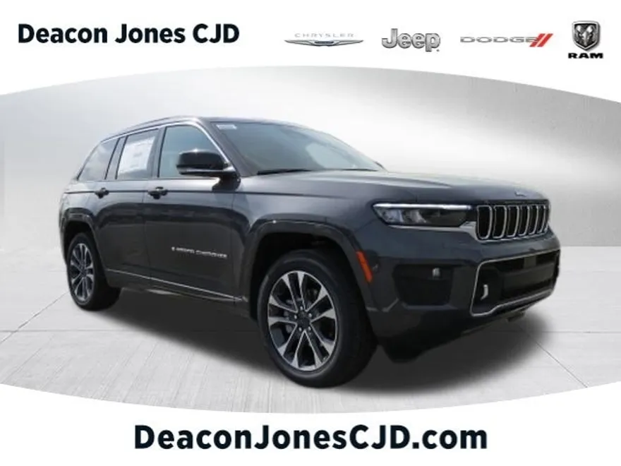 2025 Jeep Grand Cherokee Overland photo 1