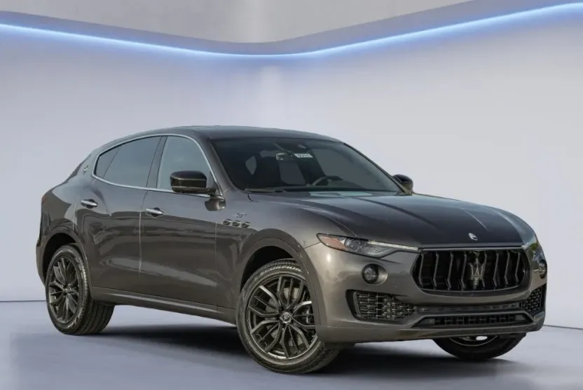 2024 Maserati Levante GT photo 1