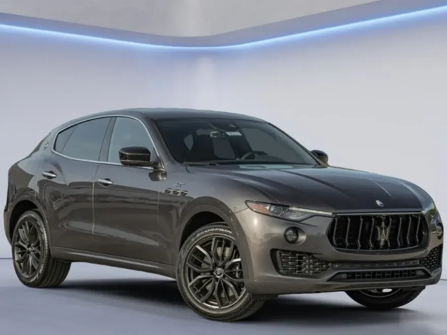 2024 Maserati Levante GT photo 1