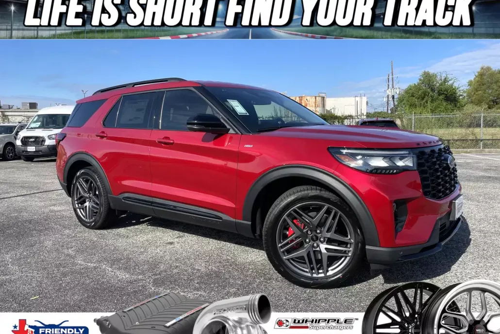 2025 Ford Explorer ST-Line photo 1