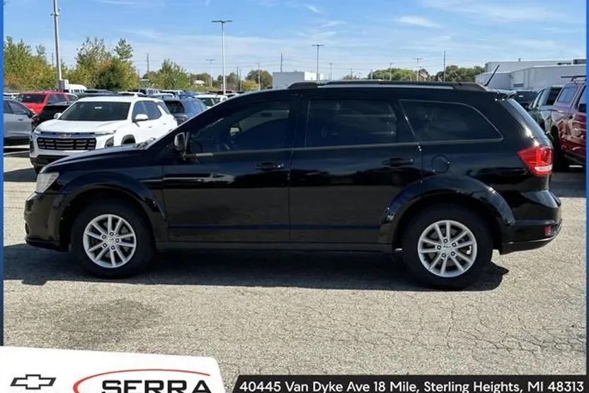 2017 Dodge Journey SXT photo 1
