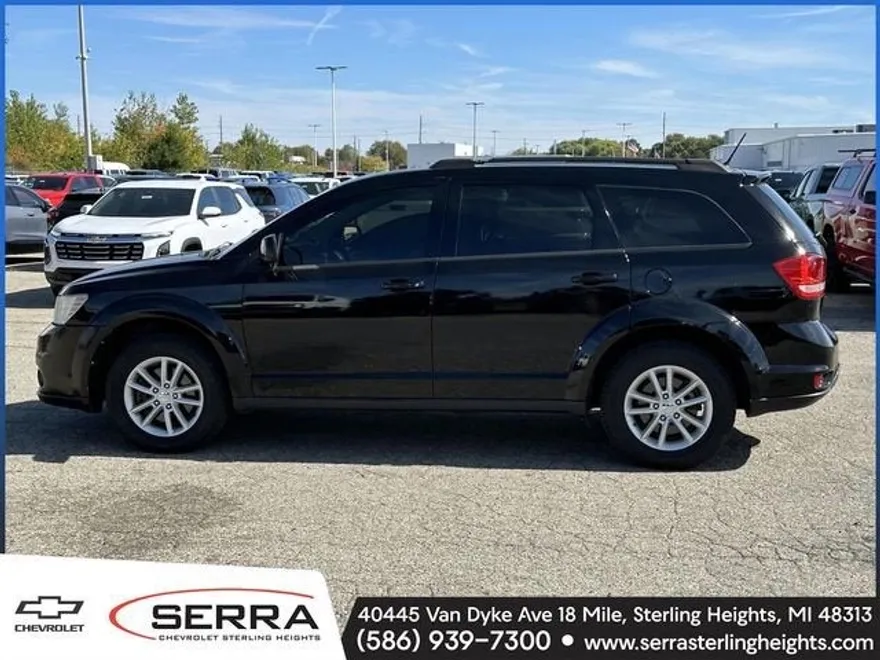2017 Dodge Journey SXT photo 1