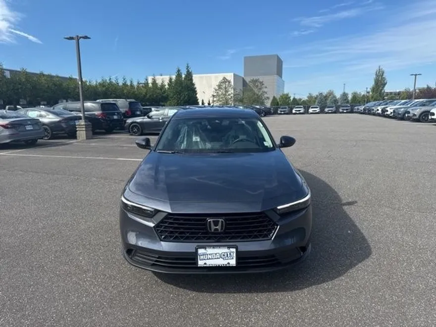 2025 Honda Accord SE photo 1