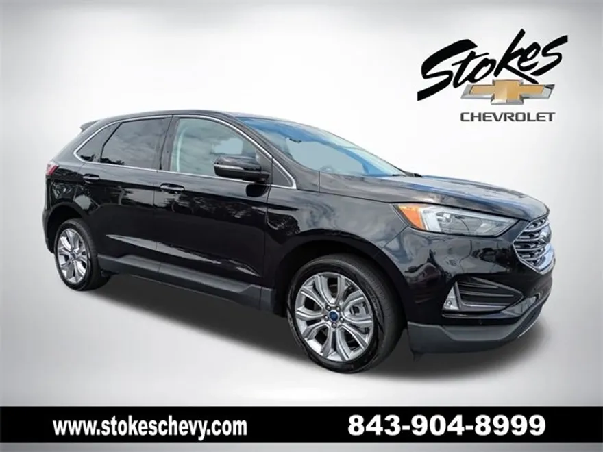 2022 Ford Edge Titanium photo 1