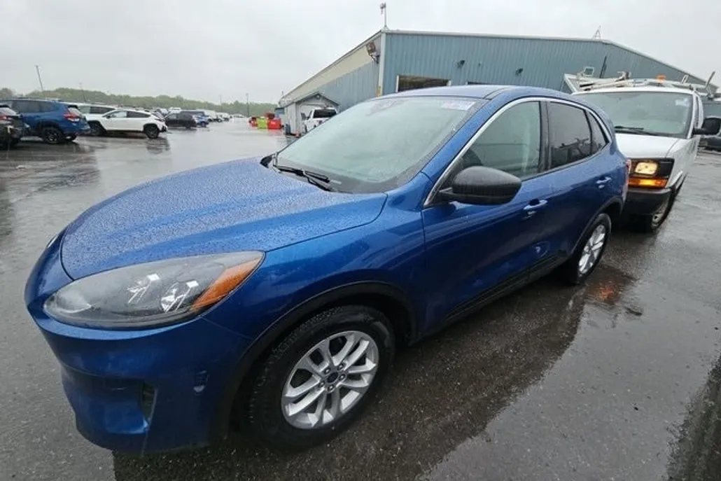 2022 Ford Escape SE photo 1
